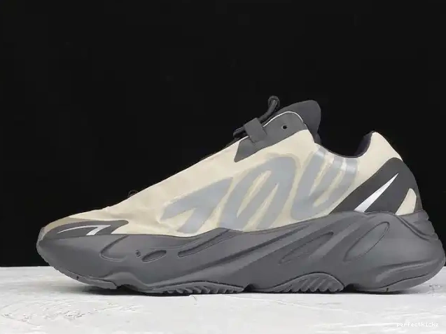Boost Yeezy FY3729 MNVN Adidas 700 Bone 0514